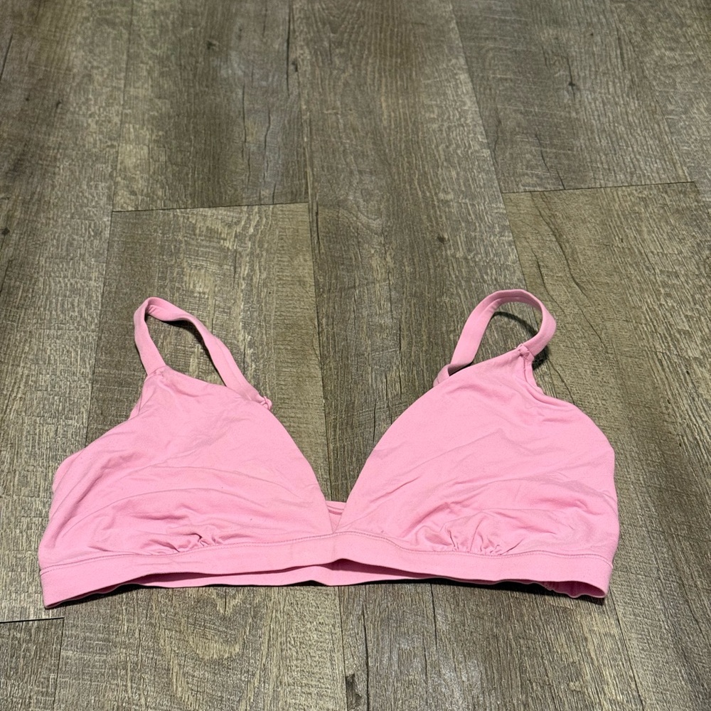 Victoria's Secret Light Pink Bra